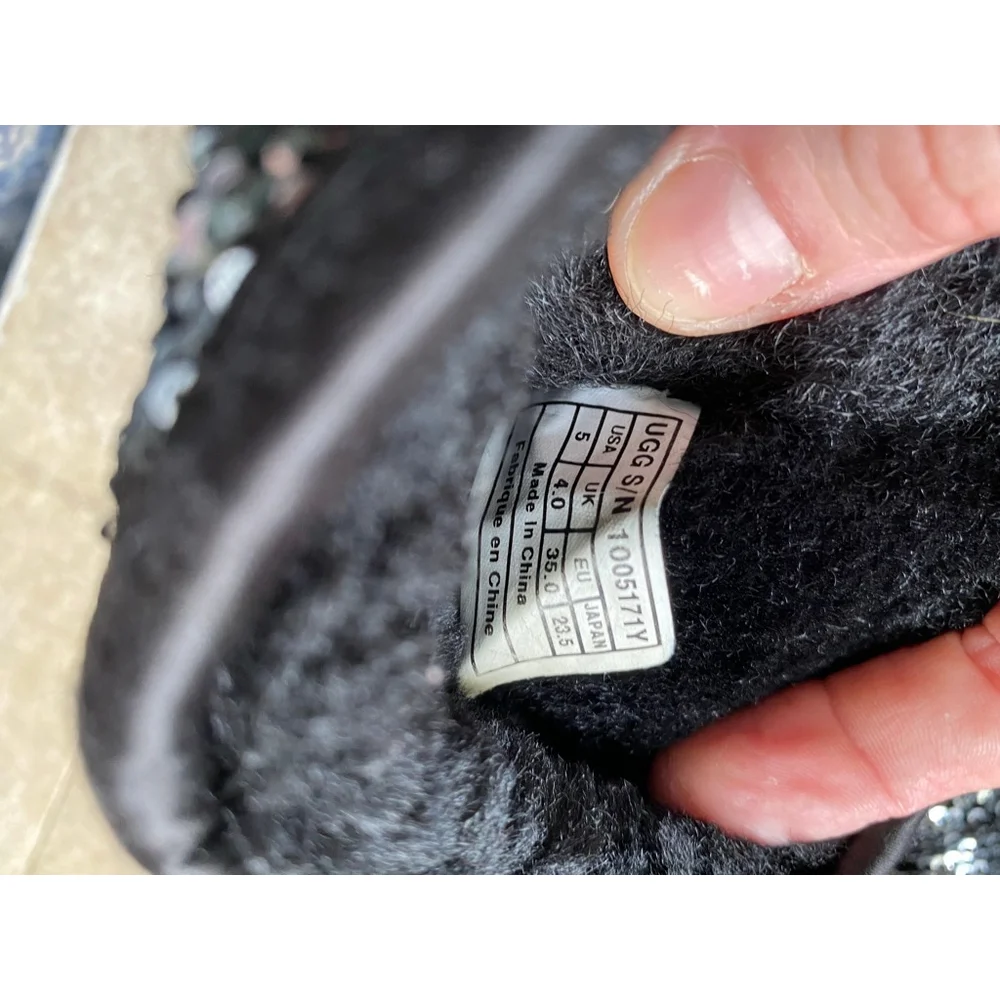 UGG australia black